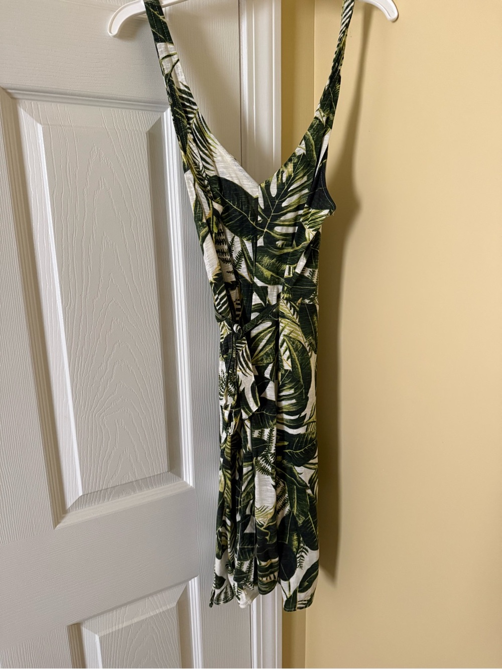 H&M Green Tropical Leaf Midi Dress